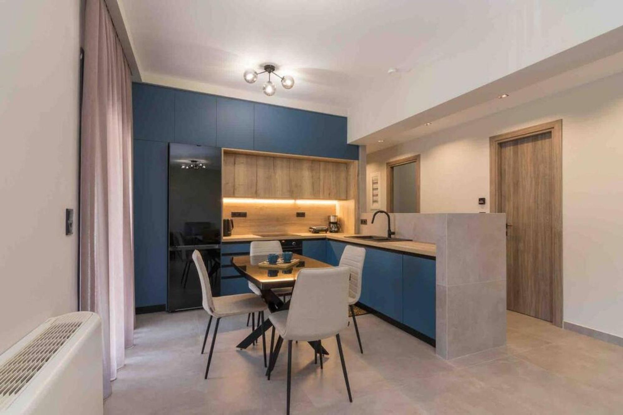 Blue Pearl At Glufada Sea Side Apartment Athens