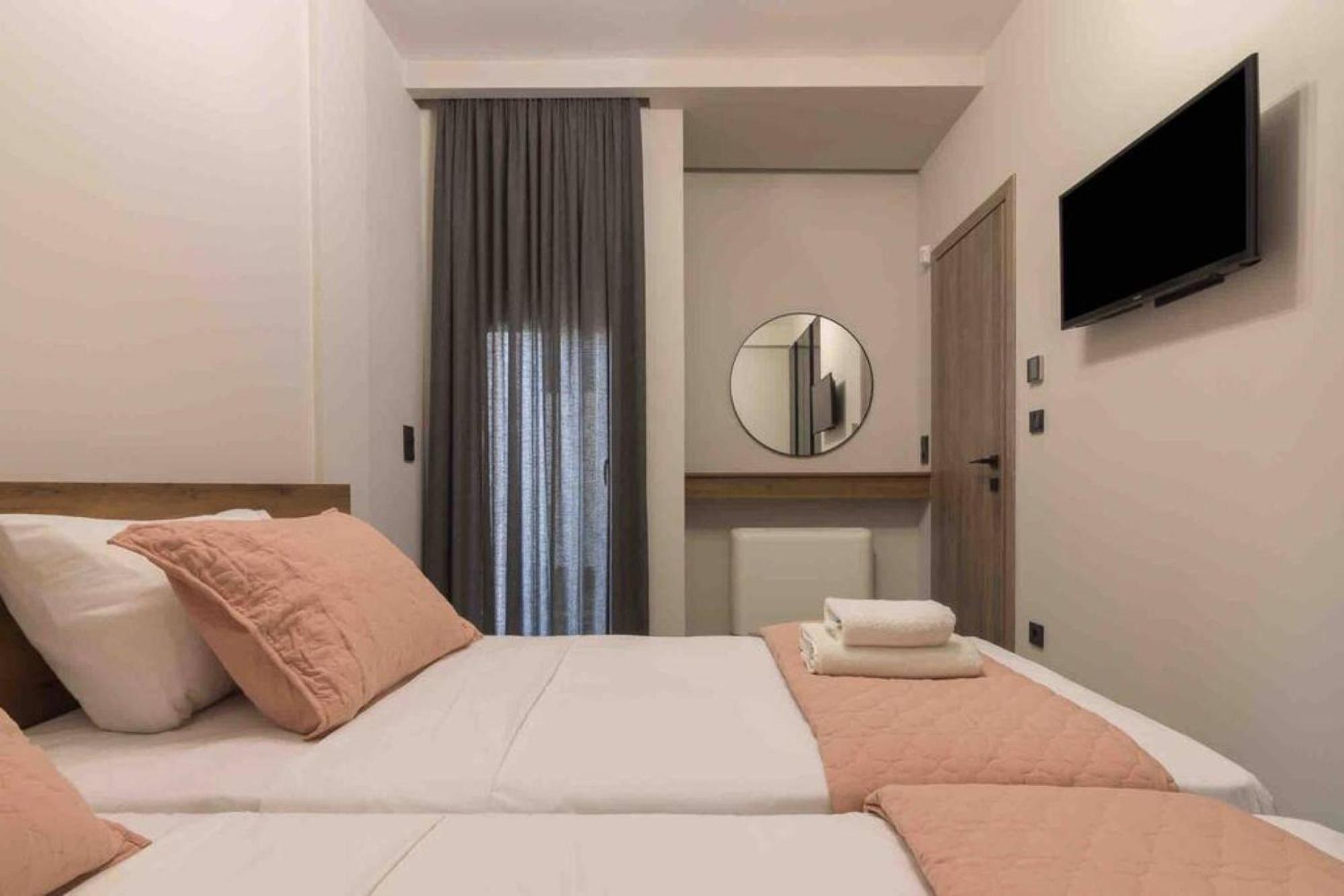 Blue Pearl At Glufada Sea Side Apartment