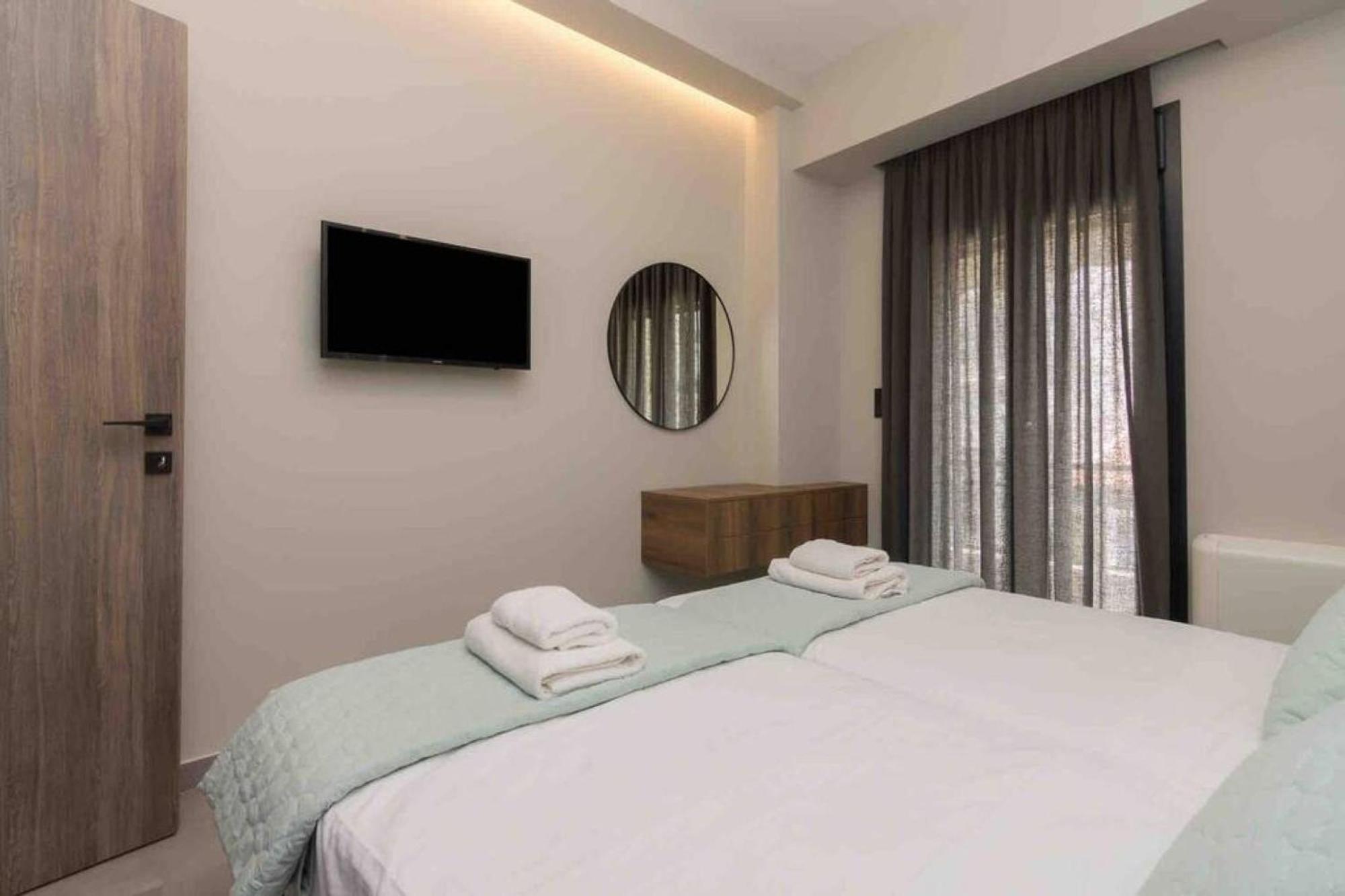 Blue Pearl At Glufada Sea Side Apartment